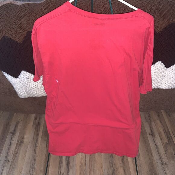 Disney Mickey Mouse Size  large 42/44 T-Shirt Red Classic Mickey - Picture 2 of 4